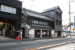 荒川家住宅旧店蔵