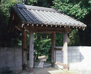 春日神社西門