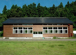 旧川上小学校体育館