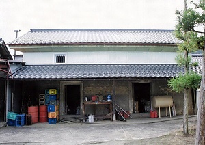 東飯田酒造店土蔵