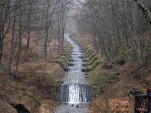 牛伏川本流水路（牛伏川階段工）