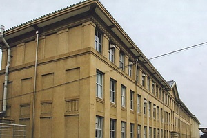 奈良県立畝傍高等学校本館南館