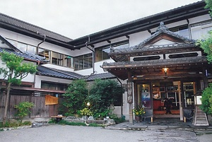 芳野旅館本館