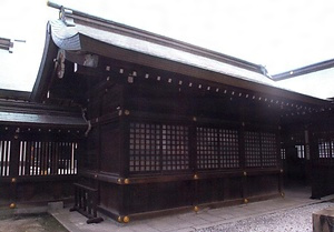 遠石八幡宮祭器庫