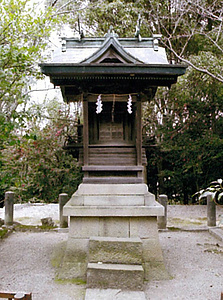 宮處八幡宮末社護国神社本殿