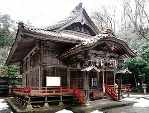 立川稲荷神社拝殿及び幣殿