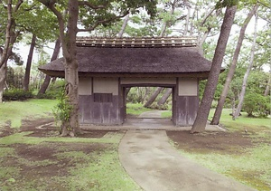 沼津倶楽部長屋門