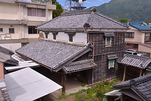 見世土井家住宅米蔵