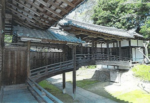 向日神社末社祖霊社渡廊