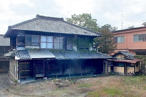 旧山繁商店離れ