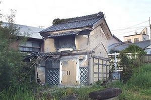 旧山繁商店土蔵