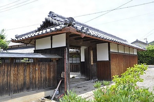 旧杉本家住宅長屋門