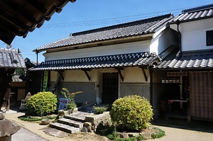 コヤノ美術館西脇館（旧藤井家住宅）米蔵