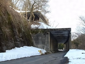 旧北陸線山中ロックシェッド