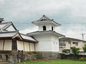 本願寺四日市別院太鼓楼