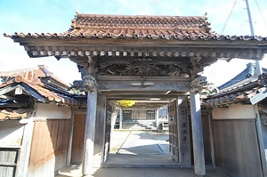 安楽寺山門及び塀