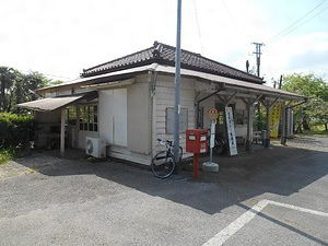 小湊鉄道上総鶴舞駅本屋