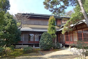 三養荘（旧岩崎久彌別邸）本館中央棟