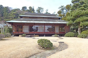 三養荘（旧岩崎久彌別邸）本館客間棟