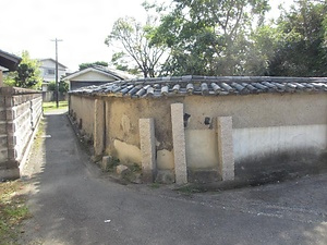 要家住宅土塀