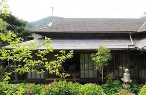 門司港涼山亭（旧丸山山荘）主屋棟