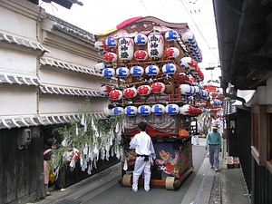 吉良川御田八幡宮神祭のお舟・花台行事