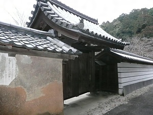 金剛寺 築地塀