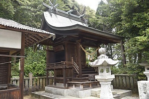 榊山八幡神社松尾神社本殿