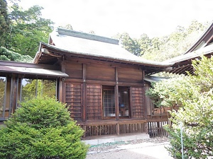 青葉神社神饌所及び伝供廊