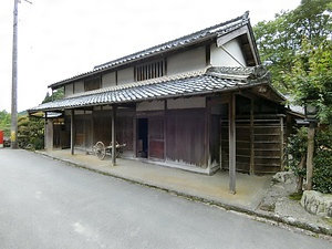 田中家住宅表納屋