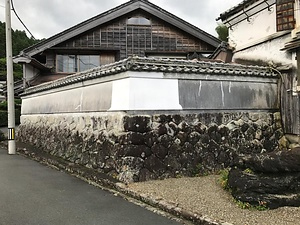 田中家住宅表土塀