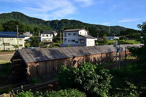 えちごトキめき鉄道二本木駅スイッチバック線雪囲い