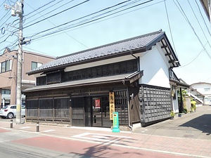 鳥山米穀店店舗兼主屋