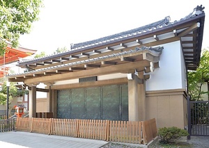 八坂神社 神輿庫