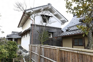 遠山家住宅（京都府亀岡市河原林町） 借物蔵