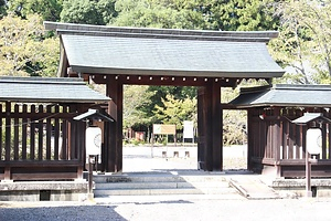 吉野神宮 東門