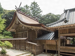 髙祖神社本殿