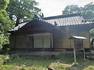 鳴海杻神社社務所