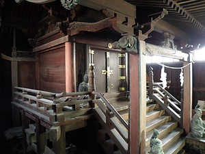 離山神社本殿