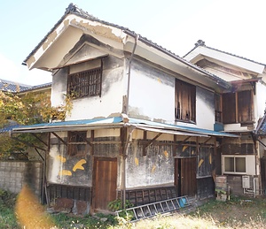 旧佐藤家住宅（藤本）一号蚕室附属室