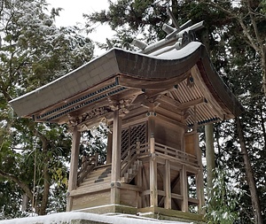 千早神社小宮（旧本殿）