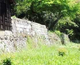 旧永田家住宅（高野屋）石垣及び石塀