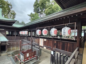 大元宗忠神社拝殿南回廊