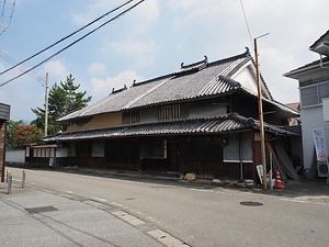 旧難波酒造店舗兼主屋