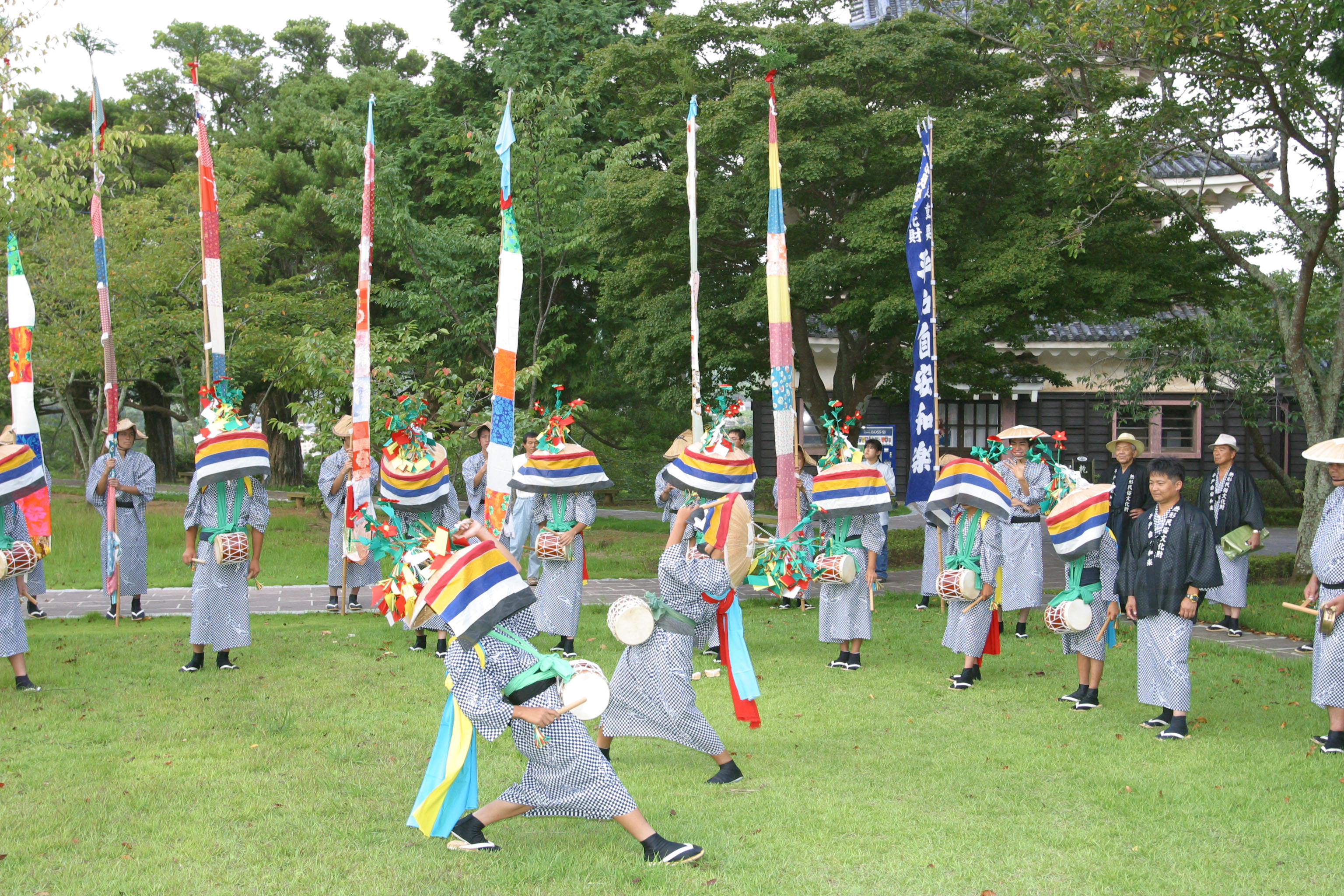 風流踊 ふりゅうおどり